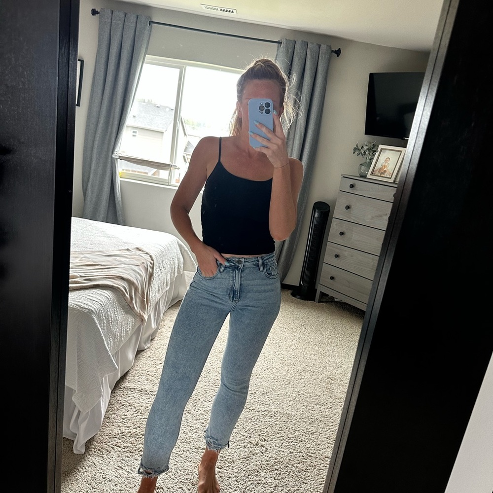 Hidden Skinny Jeans